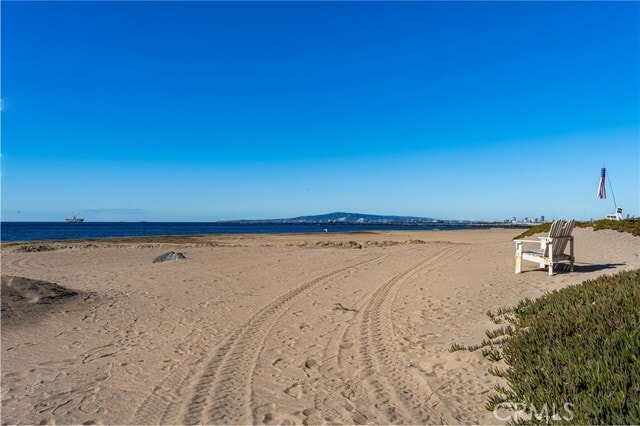 Building Photo - 87 Surfside Ave.