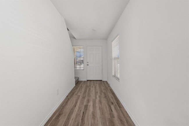 Building Photo - 32610 Orchard Haze Dr
