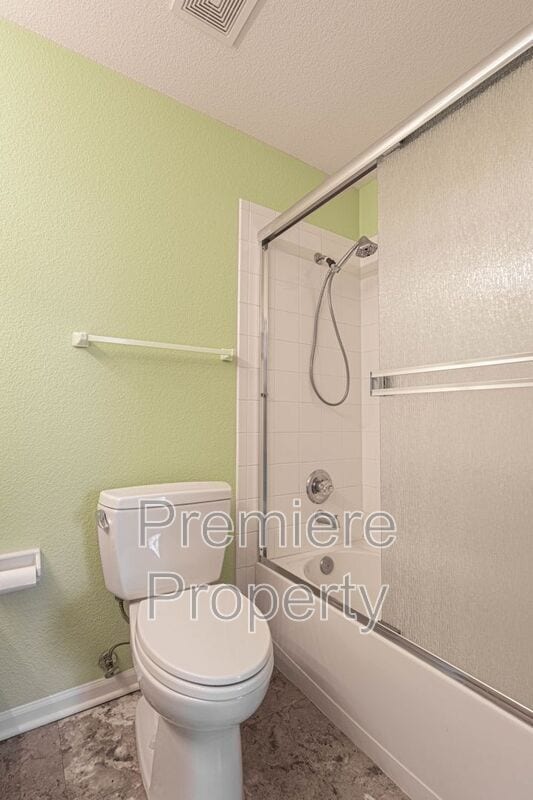 Building Photo - 6102 NE Kensington Dr