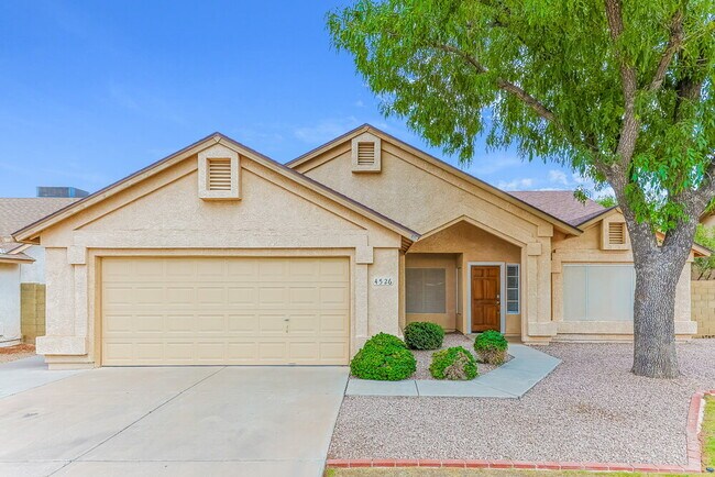 Building Photo - 4526 E Towne Ln