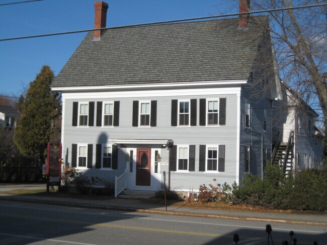 Building Photo - 325 Main St