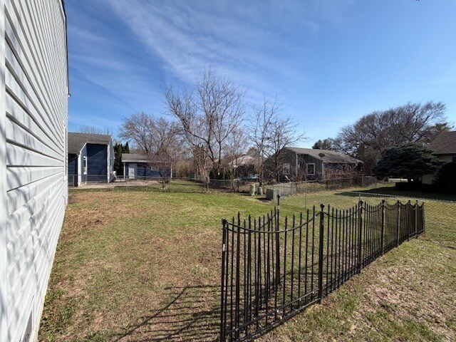 Building Photo - 346 Danbury Dr