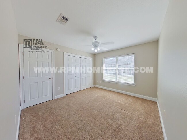 Building Photo - ELEGANT 4/3 + OFFICE IN GATED CHANAN ESTATES | Gas Fireplace + Formal Dining!