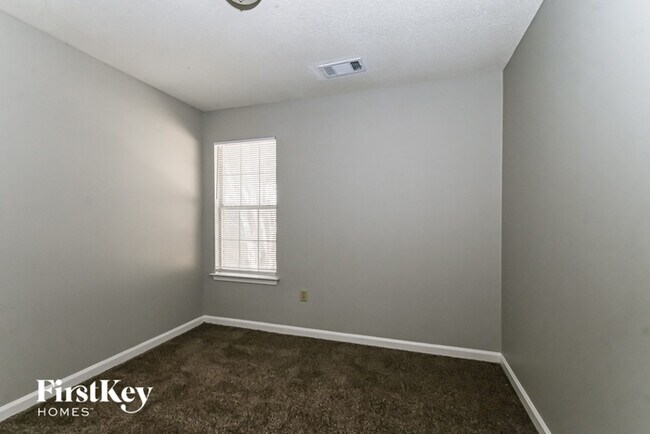 Building Photo - 6328 Farm Hill Dr