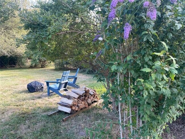 Building Photo - 16 Pleasant View Dr