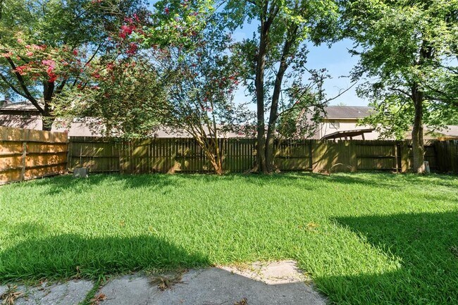Building Photo - 4522 Mossygate Dr