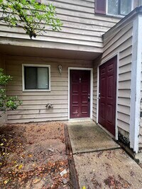 Building Photo - 3720 Rock Brook Dr