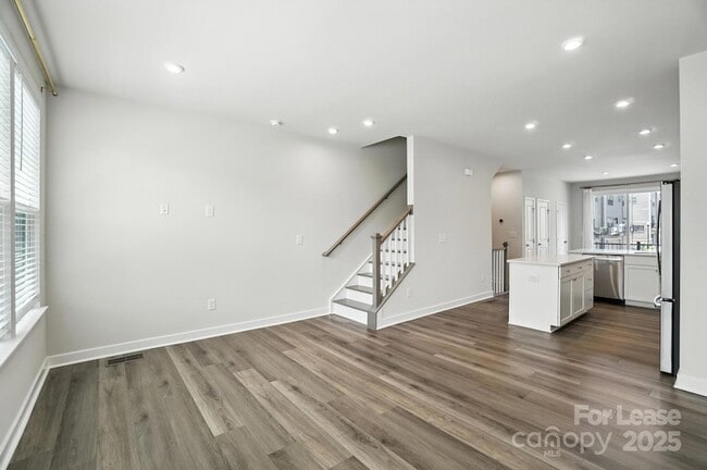 Building Photo - 952 Broad River Ln