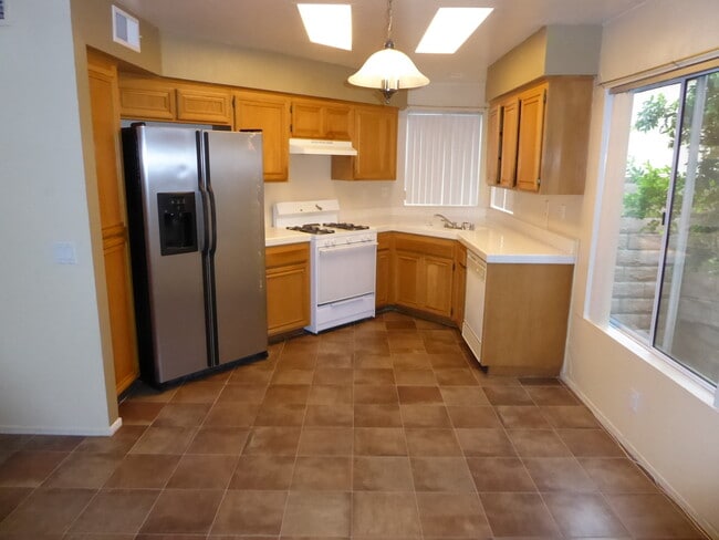 Building Photo - COMING SOON! Spacious 3-Bedroom Home with ...