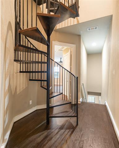 Building Photo - 3409 Bryan St