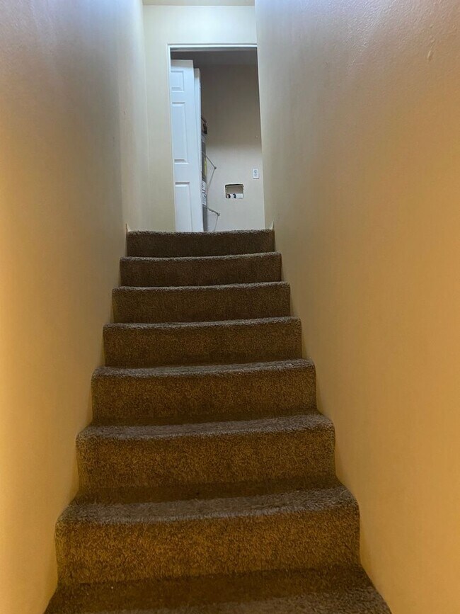 Building Photo - 136th Duplex