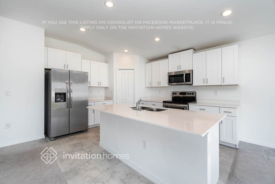 Building Photo - 4311 Palatina Way