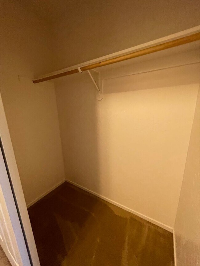 Building Photo - Lovely NW Visalia home coming soon!