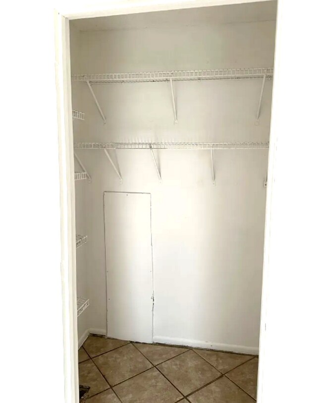 Building Photo - 2625 FL-590