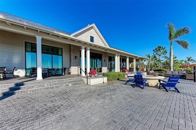 Building Photo - 8141 Sternway Rd