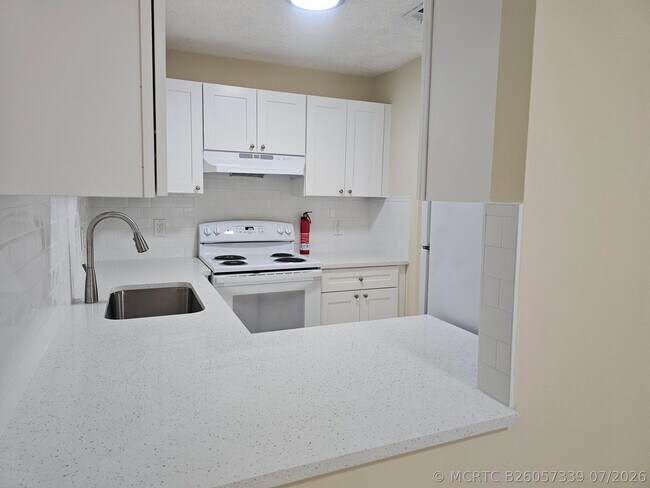 Building Photo - 5836 S 37th Ct