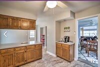 Building Photo - 2200 Chastleton Dr