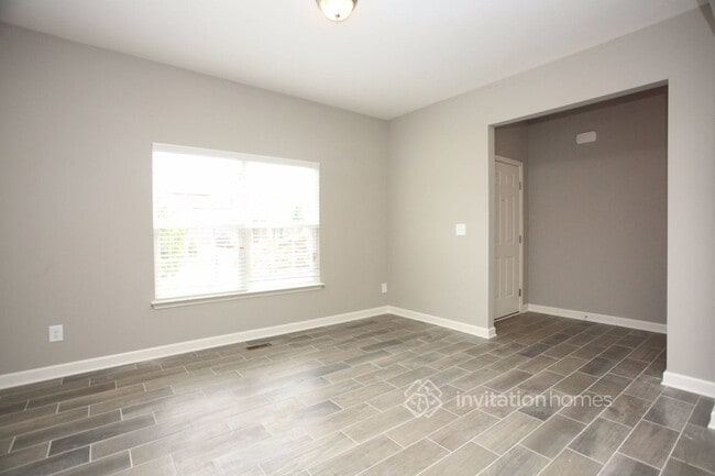 Building Photo - 126 Four Seasons Way