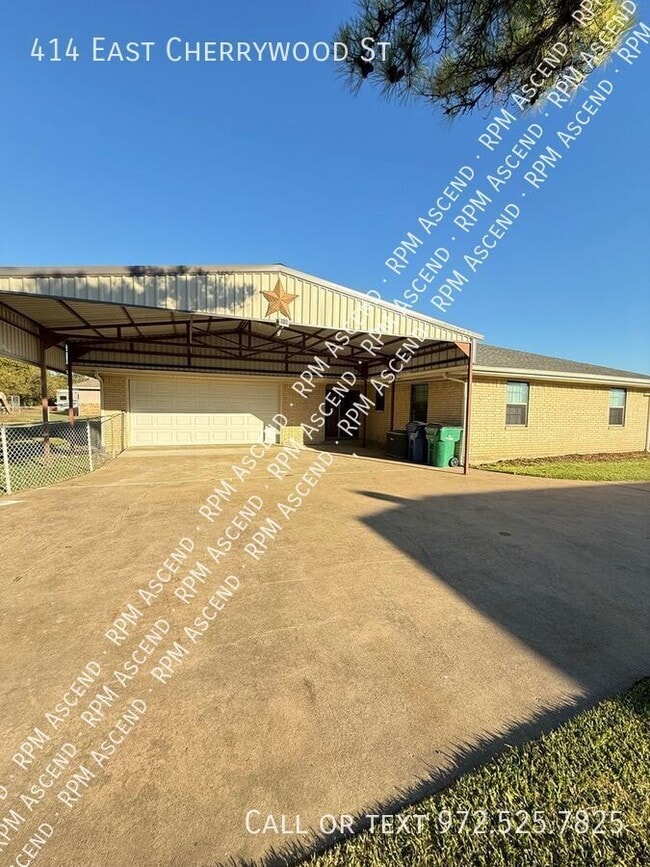 Building Photo - 414 E Cherry Wood Ln