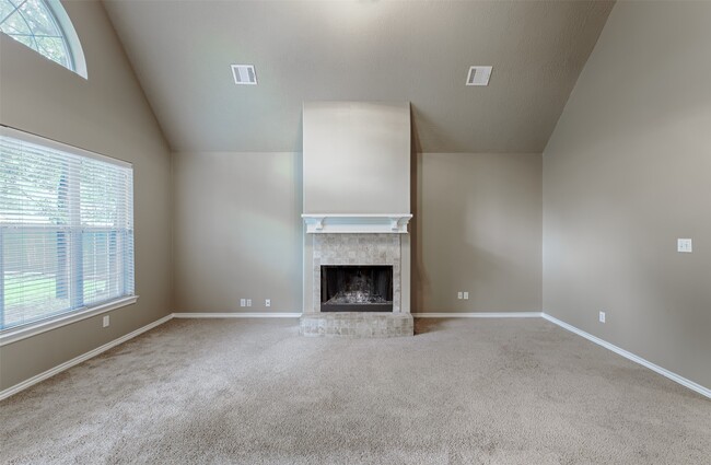 Building Photo - 14918 Pollux Dr