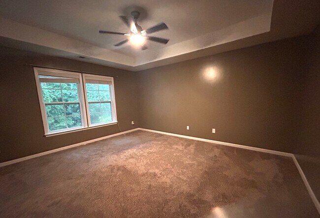 Building Photo - Huge 4BR home in beautiful neighborhood Wellborn Village in Ladson!