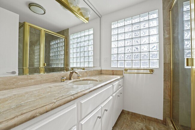 Building Photo - This stunning 5 Bed / 3 Bath Home South of Ventura Boulevard with pool and panoramic views is now...