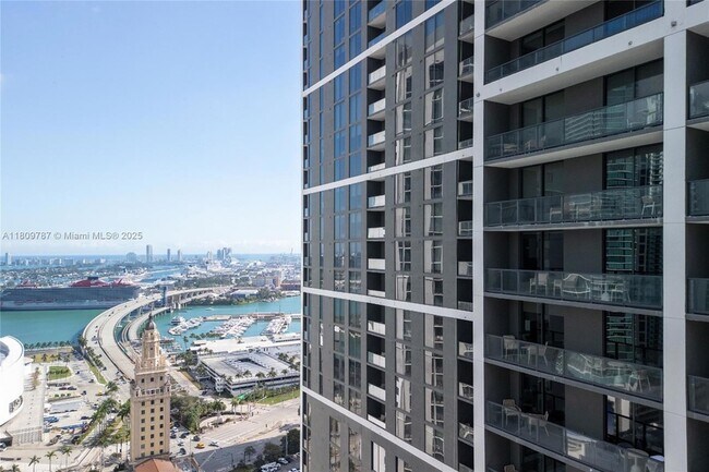 Primary Photo - 159 NE 6th St