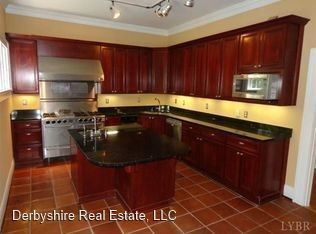 Building Photo - 4 br, 3.5 bath House - 4211 Fort Avenue