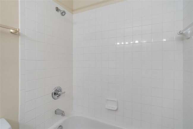 Building Photo - 3300 Pebblebrook Dr