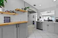 Building Photo - 12875 Spinnaker Ln