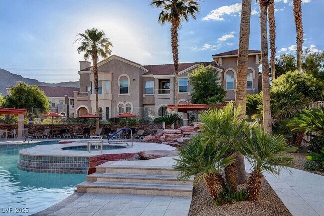 Building Photo - 10550 W Alexander Rd