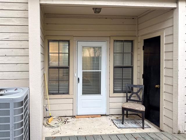 Building Photo - 3635 Garden Brook Dr