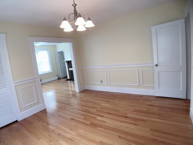 Building Photo - 31 Gilbert Rd