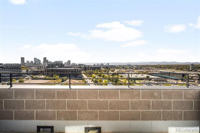 Building Photo - 3520 Chestnut Pl