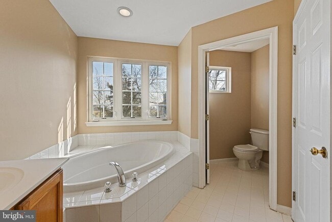 Building Photo - 22047 Chelsy Paige Square