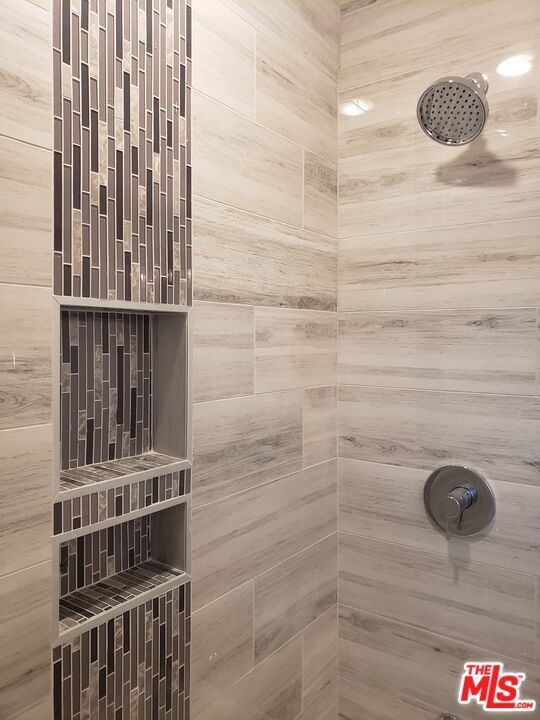 Building Photo - 3515 Lifur Ave