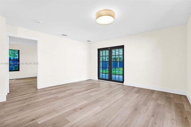 Building Photo - 136 NW 53rd St