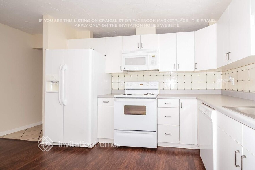 Building Photo - 412 59th Ave Dr W