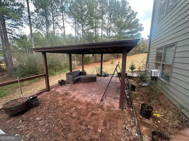 Building Photo - 61 Longwood Ct