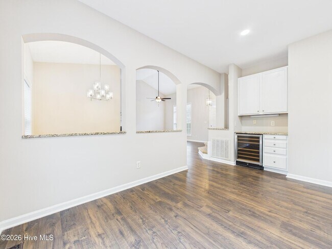 Building Photo - 5500 Yates Garden Ln
