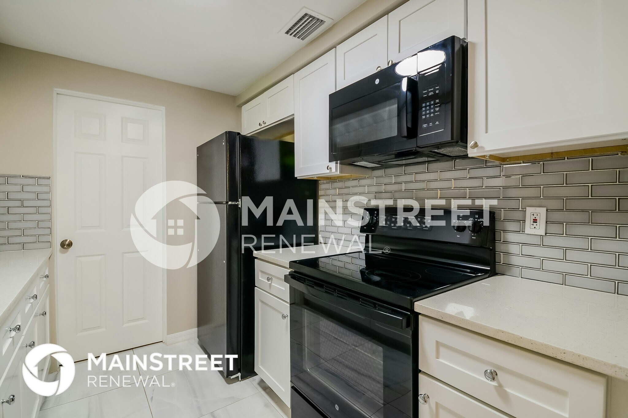 Building Photo - 703 59th Ave Terrace W