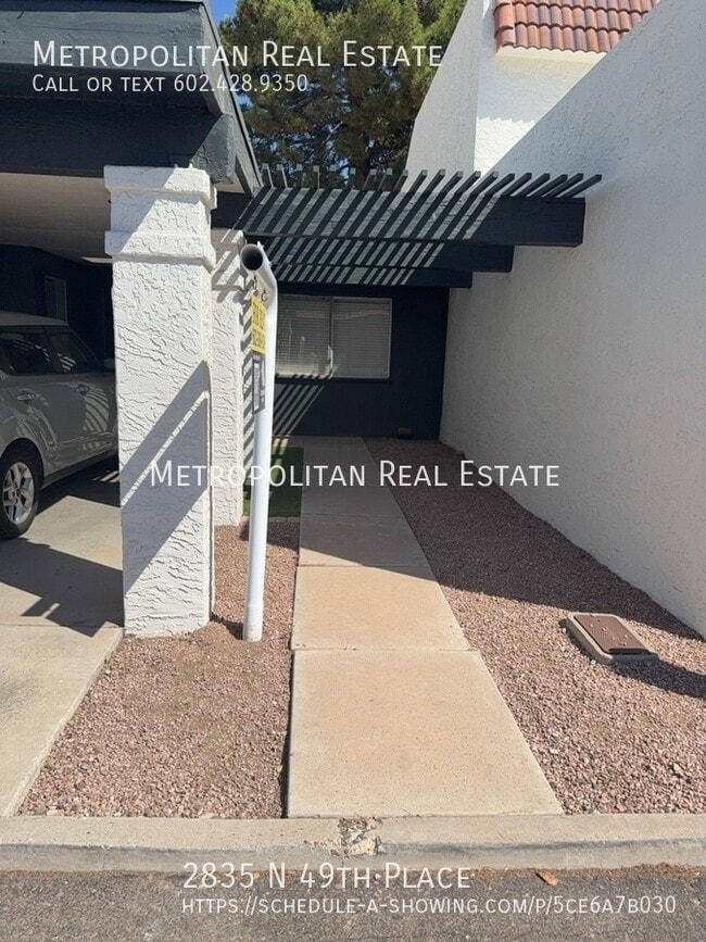 Building Photo - 2835 N 49th Pl