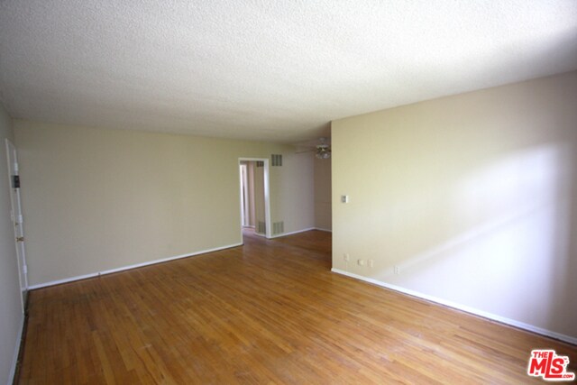 Building Photo - 859 S Bedford St
