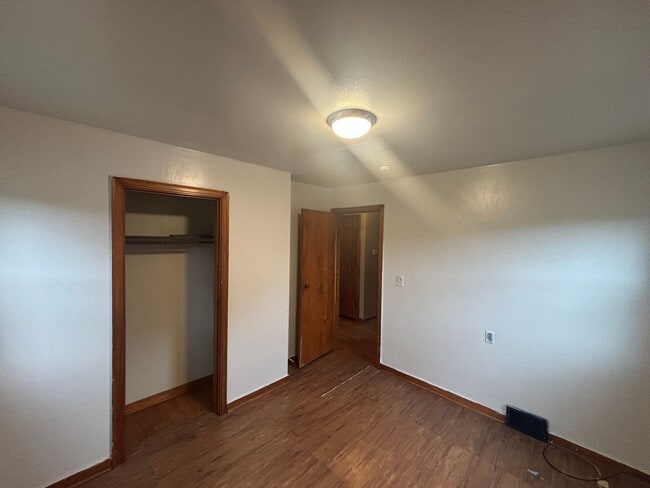 Building Photo - New Year, New Home, $500 Off! Want to stop renting and finally own your own home? Now you CAN — w...