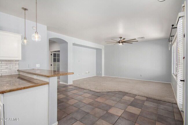 Building Photo - 3780 S Shiloh Way