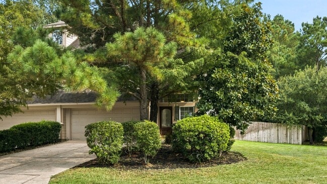 Building Photo - 2 Stone Arrow Pl