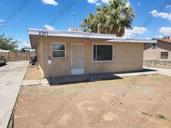 Building Photo - 3707 Fillmore Ave