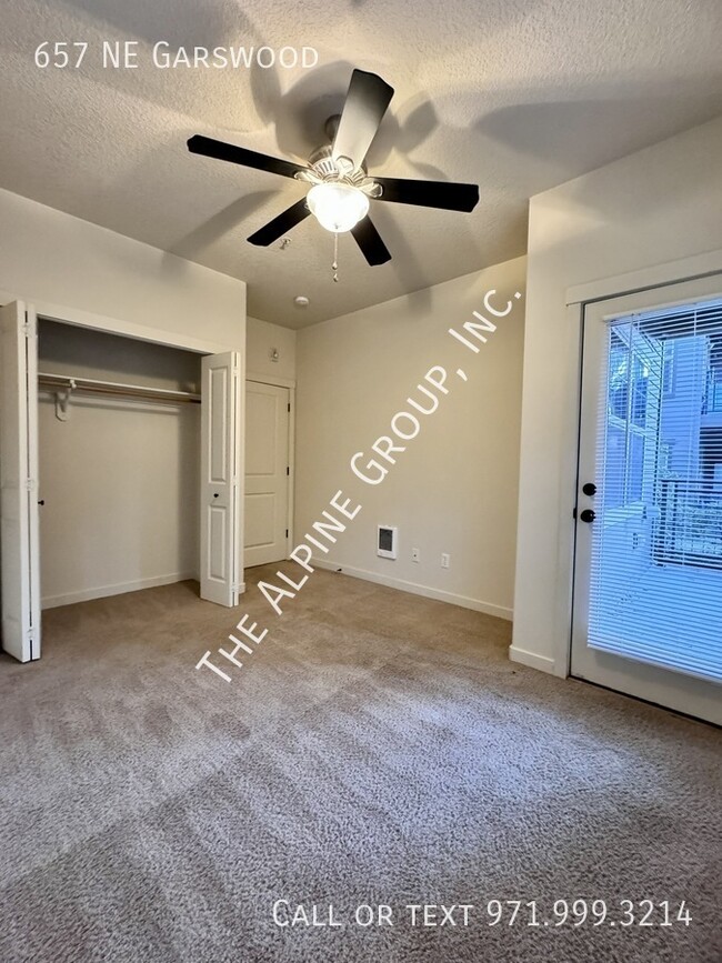 Building Photo - Ground floor condo at Arbor Crossing!