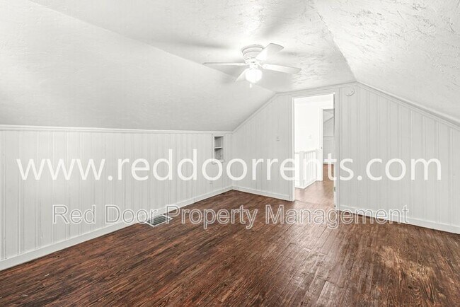 Building Photo - 957 Woodhill Dr