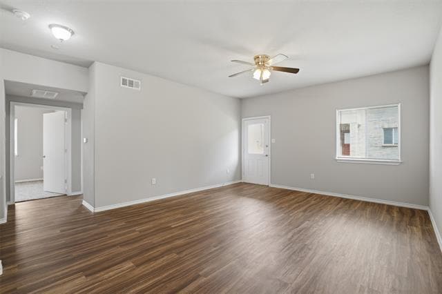 Building Photo - 514 E Hazelwood St